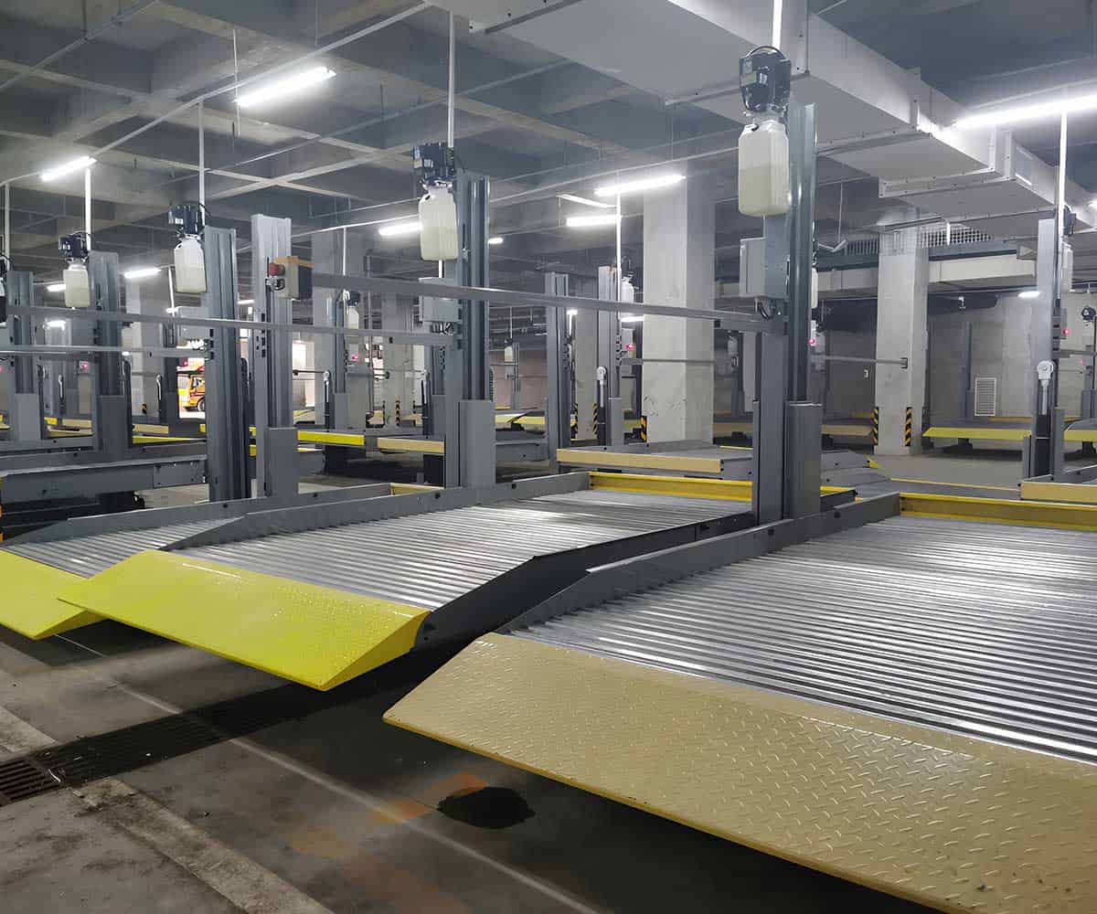 两柱机械停车场的安全性分析